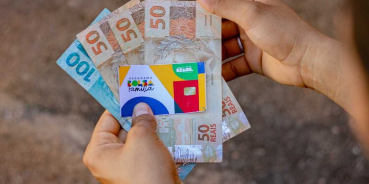 governo confirma saída de milhares do bolsa família e novas regras de desligamento entram em vigor hoje
