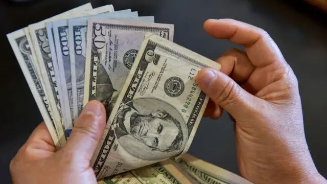 governo dos eua oferece r$ 1 milhão para quem resolver este problema hoje