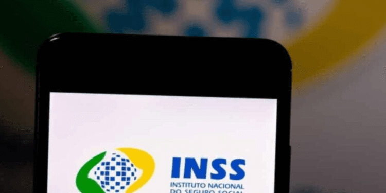 o novo teto do inss: veja quem tem direito aos r$ 8.475,55 liberados em 2026