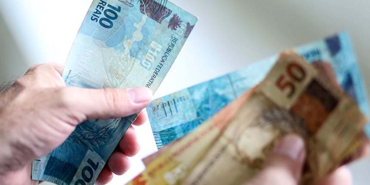 governo divulga valor de r$ 2.020 para o salário mínimo e brasileiros vão a loucura