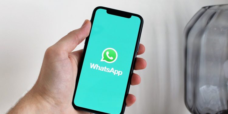 whatsapp anuncia fim de serviço no brasil