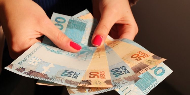 Novo programa do Governo Federal é um sucesso e já distribuiu R$ 3,8 bilhões a brasileiros