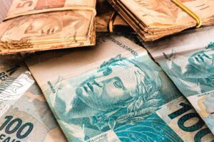 Empréstimo R$ 500 para negativado é golpe? Saiba a verdade