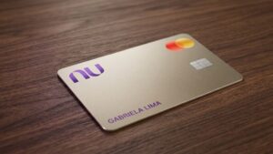 Como Conseguir o Cartão Nubank CROMA: Guia Completo, Requisitos e Benefícios